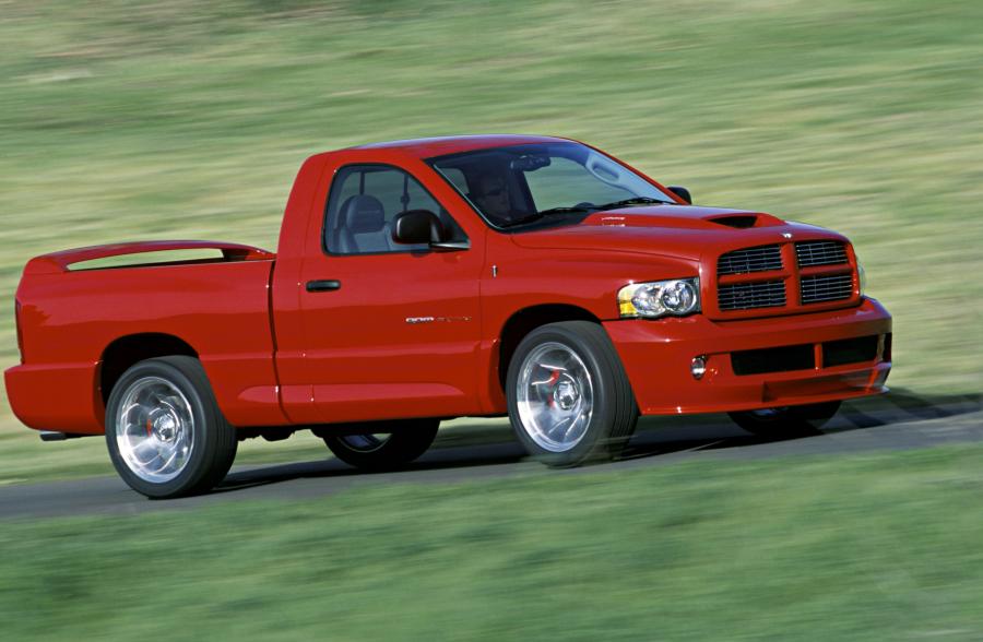  Dodge Ram SRT10 2004 года  (фото 5 из 40)